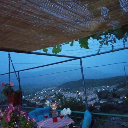 Gjirokastër Relax Camping מראה חיצוני תמונה