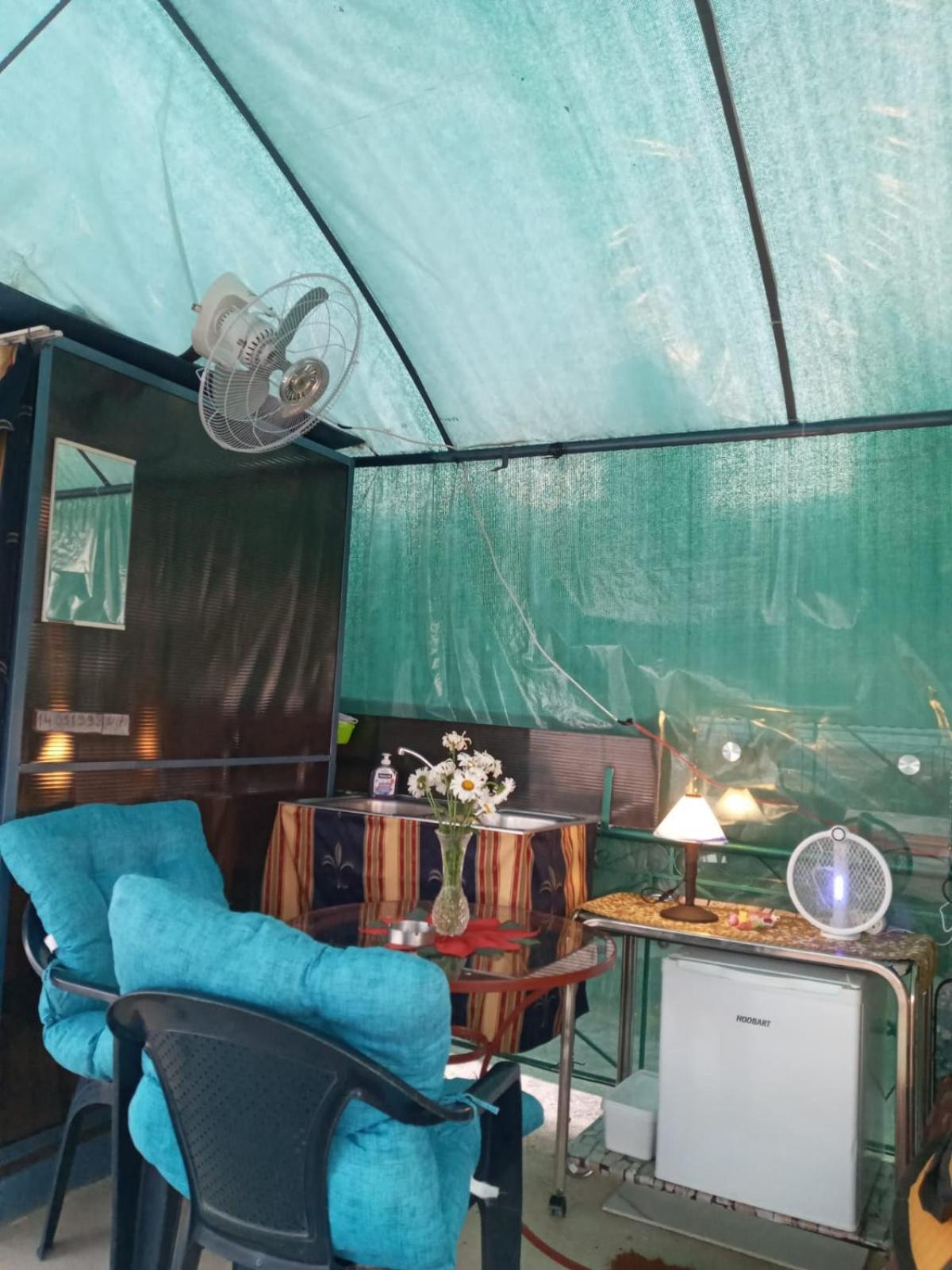 Gjirokastër Relax Camping מראה חיצוני תמונה