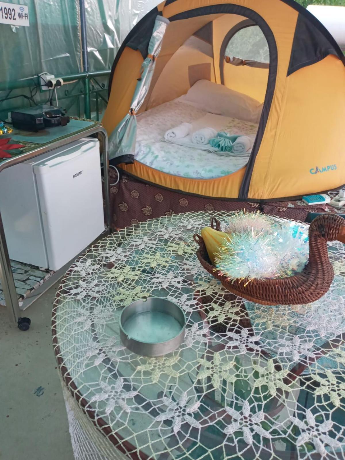 Gjirokastër Relax Camping מראה חיצוני תמונה